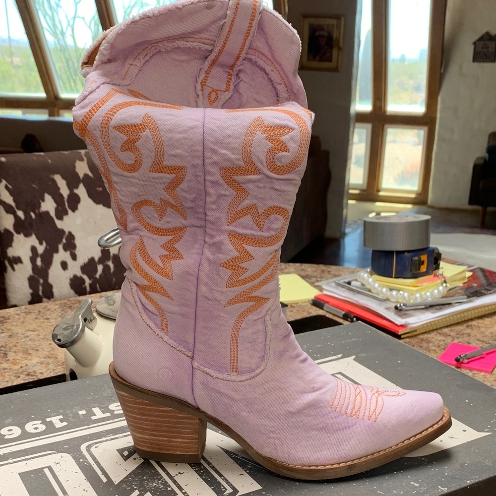 Dingo Lavender and Orange Heeled Boots